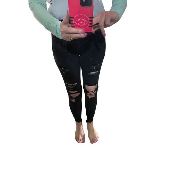 American Eagle Ripped Stretch Jeans - Picture 3 of 10